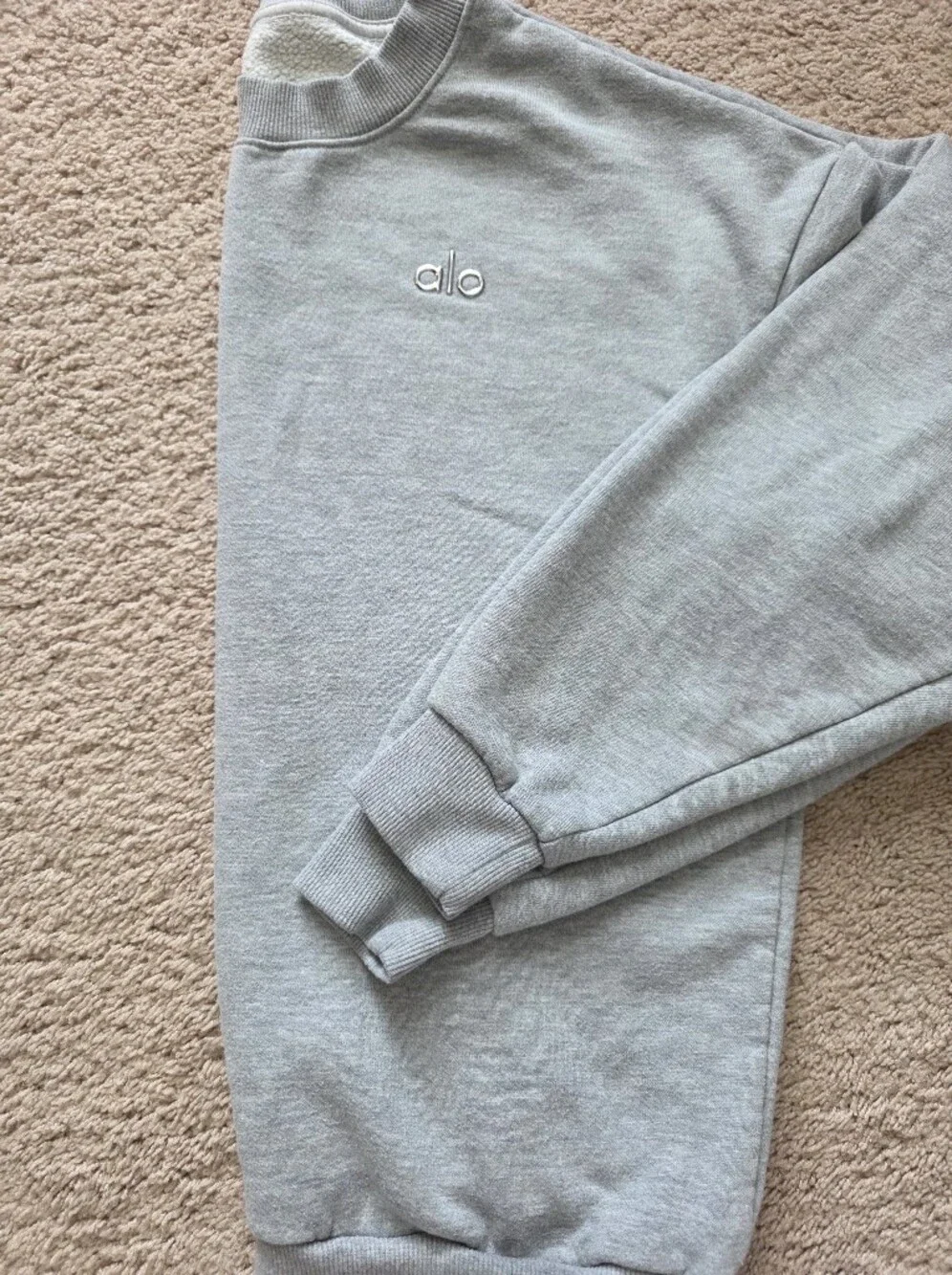 Alo Yoga Accolade Crewneck Pullover Sweatshirt Heather Grey Size Small